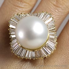 SOUTH SEA PEARL & 4.68CTW DIAMOND 18K YELLOW GOLD ESTATE COCKTAIL RING SIZE 7.5