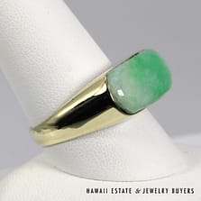 Green Jade 14K Yellow Gold Saddle Ring Size 10.5