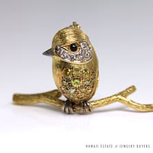 VINTAGE HAND ENGRAVED FLORENTINE DIAMOND ONYX 18K CHICKADEE BIRD BROOCH PIN