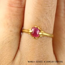 0.90ct Burmese Ruby Cabochon 20k Yellow Gold Ring Size 6