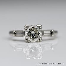 4.8g PLAT 0.96ct SI1/H ROUND DIAMOND & 0.25ctw BAGUETTE DIAMOND RING SIZE 6.25