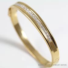 2CTW PRINCESS CUT DIAMOND HEAVY 36.9g 18K YELLOW GOLD HINGED BANGLE BRACELET