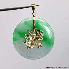 16g 14KYG TRANSLUCENT MOSS IN SNOW JADE DRAGON PENDANT MEASURES 36.3x37mm