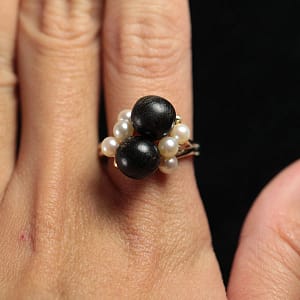 Ming's Hawaii Black Coral Pearl Twin Ring