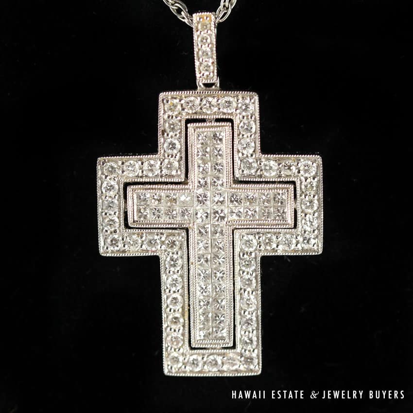 1.10CTW NATURAL DIAMOND PRINCESS CUT 18K WHITE GOLD CROSS & 14K NECKLACE CHAIN