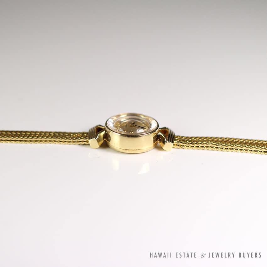 OMEGA MODEL 11001 18K YELLOW GOLD ROUND CASE WRIST WATCH EXTRA SMALL - Image 4