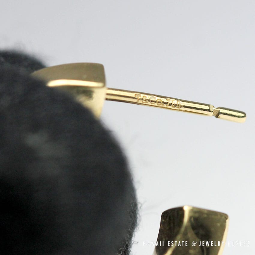 TIFFANY & CO. 18K YELLOW GOLD TWIST SEMI HOOP EARRINGS - Image 2