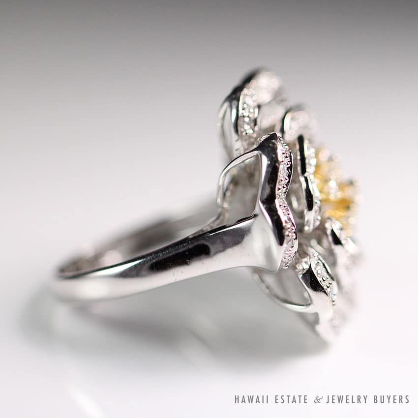 2.55CTW DIAMOND TWO TONE CHRYSANTHEMUM FLOWER 18K WHITE GOLD RING SIZE 6.5 - Image 4