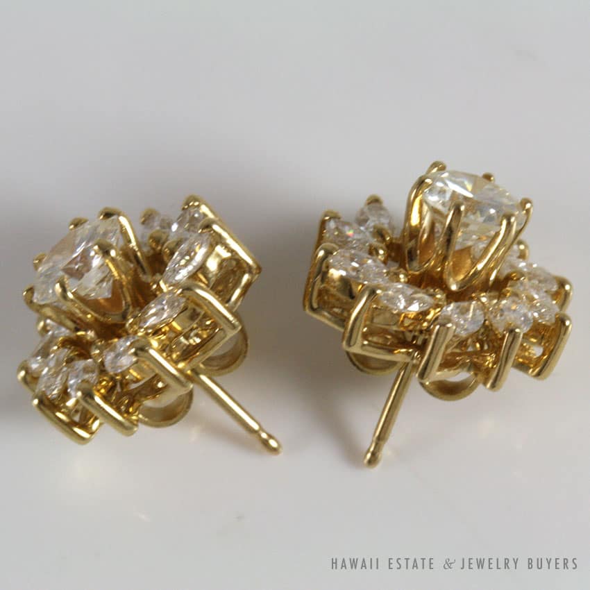 1.15CTW 18K YELLOW GOLD STUD EARRINGS WITH MARQUISE DIAMOND EARRING JACKETS - Image 3
