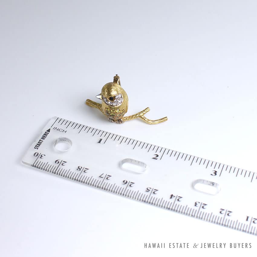 VINTAGE HAND ENGRAVED FLORENTINE DIAMOND ONYX 18K CHICKADEE BIRD BROOCH PIN - Image 2