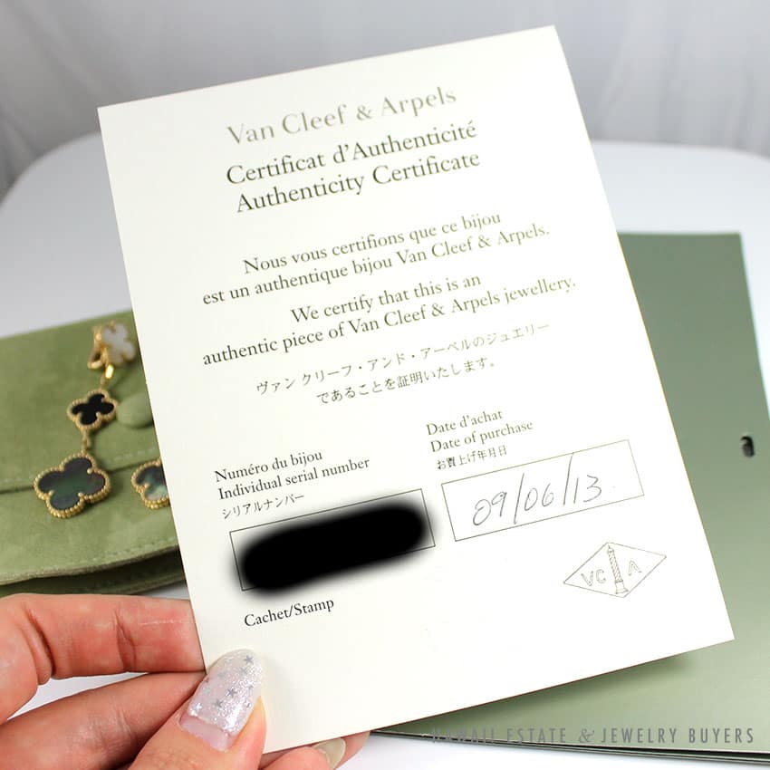 VAN CLEEF & ARPELS MAGIC ALHAMBRA 3 MOTIFS ONYX MOTHER OF PEARL 18K EARRINGS - Image 2