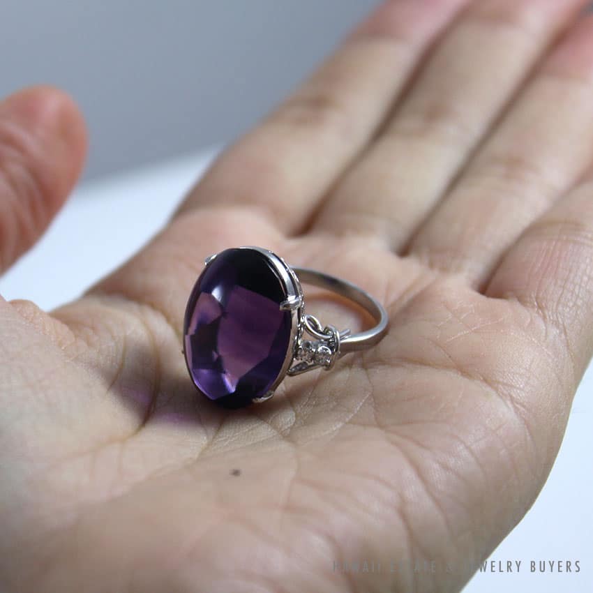 VINTAGE LARGE AMETHYST & DIAMOND SCROLL WORK PLATINUM RING SIZE 5.25 - Image 2