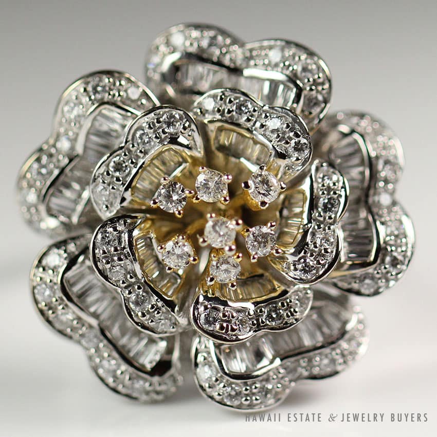 2.55CTW DIAMOND TWO TONE CHRYSANTHEMUM FLOWER 18K WHITE GOLD RING SIZE 6.5