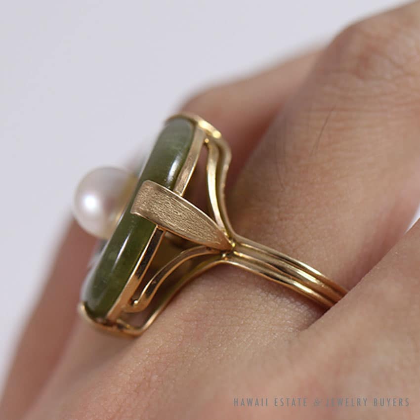 Ming's Hawaii Natural Green Jade Do-nut W/ Cultured Pearl 14K Yellow Gold Ring - Image 4