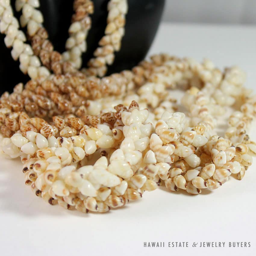 NI'IHAU HAWAIIAN PIKAKI WHITE BROWN LENALENA SHELL WEDDING LEI NECKLACE 46.5"