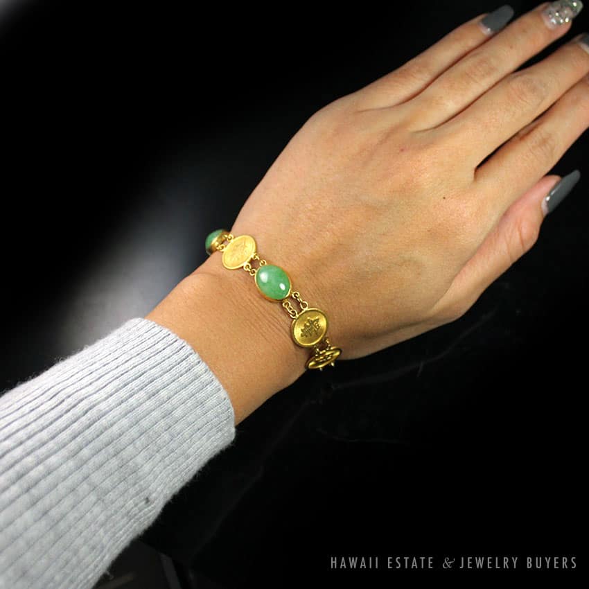 NATURAL GREEN JADEITE JADE CHINESE GOOD LUCK 22K YELLOW GOLD BRACELET - Image 2