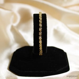 15.6g 14KYG 1.50ctw Round Brilliant Diamond Cross Tennis Bracelet 7 inch