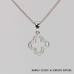 3.4g 14KWG 0.12ctw VS/GH Diamond Clover Pendant with 18" 1.1mm Foxtail Chain