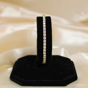 12.3g 14KYG 4.30ctw DIAMOND TENNIS BRACELET 7 INCHES
