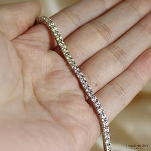 10.6g 14KWG 4.07ctw Round Brilliant Diamond Tennis Bracelet 7 inches