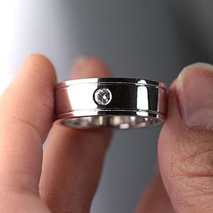 Signature Diamond Guy Men's Design: Diamond With Border