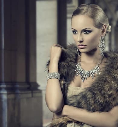 High-end watch, gold chain, and luxury handbag accepted as collateral for quick loans